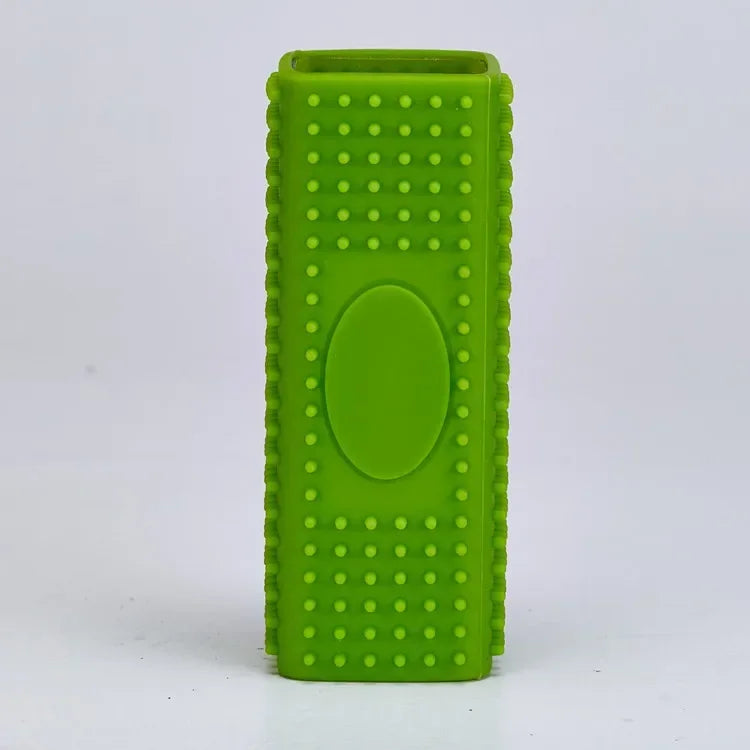 Brosse anti-poils silicone pour chien SAWAH en coloris vert